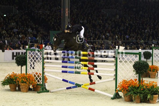 ARIOLDI F_XX_MILANO_2010_SS3_2133.jpg